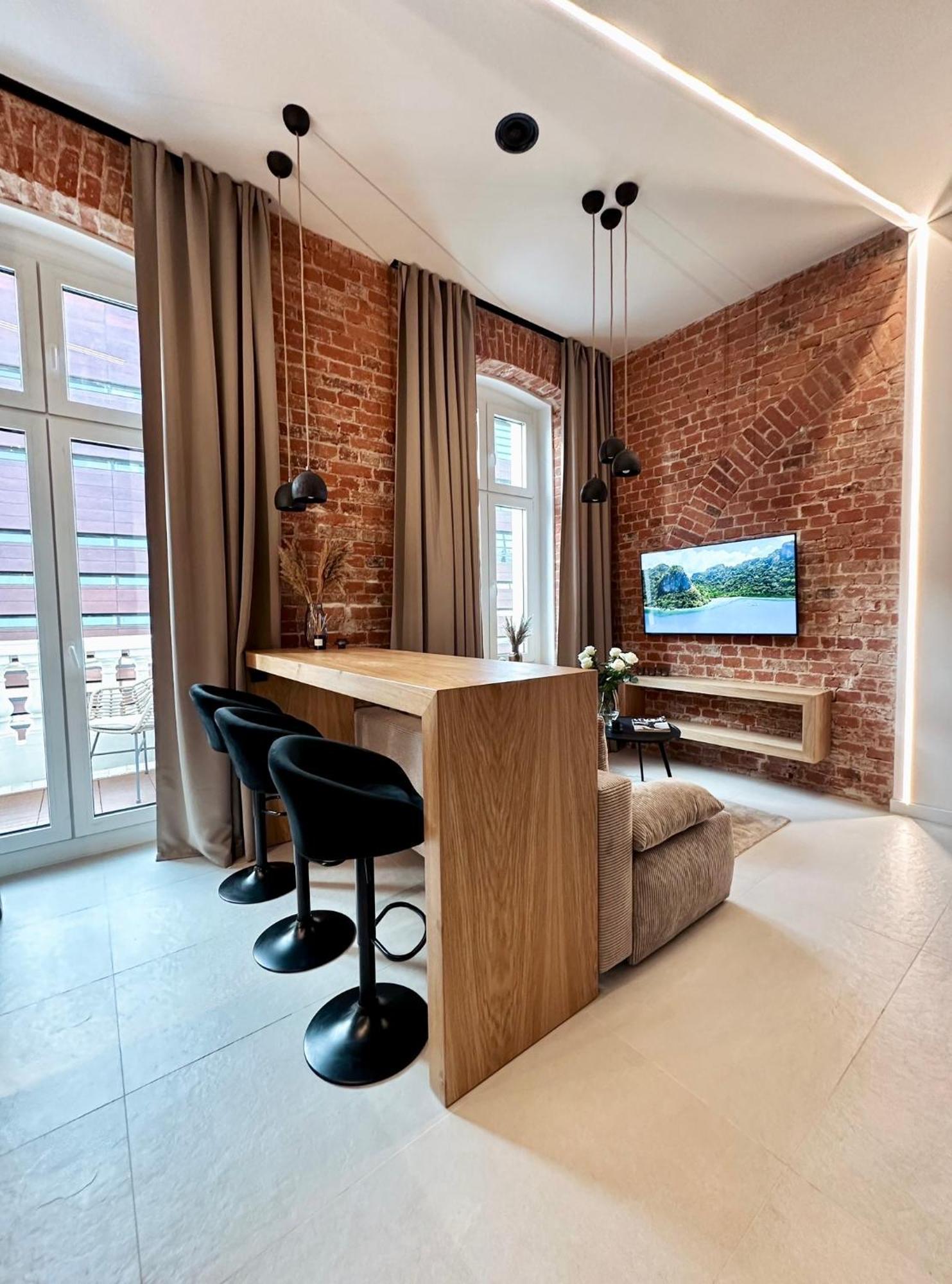 Apartment Wolnosci9 Stylowy W Centrum Wroclawia Tuz Przy Nfm Breslau