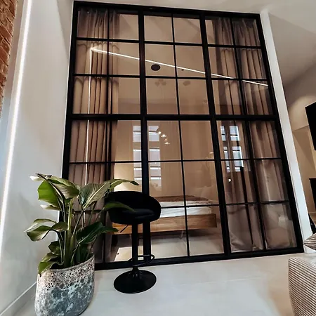 Wolnosci9 Stylowy Apartament W Centrum Wroclawia Tuz Przy Nfm Exterior photo